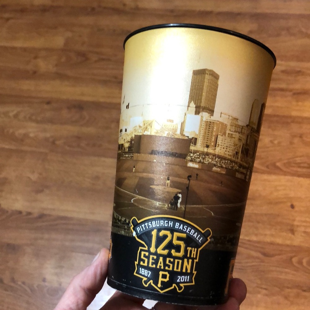 Pittsburg Baseball plastic souvenir stadium cup